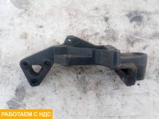 Кронштейн передней рессоры правый