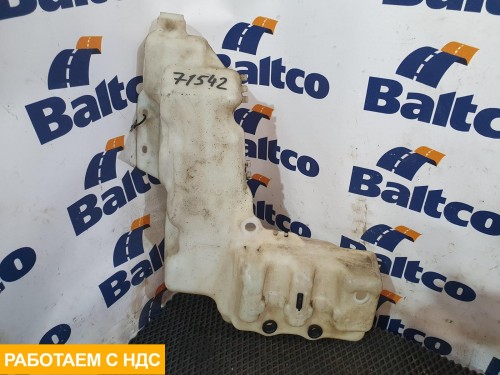 Бачок омывателя лобового стекла