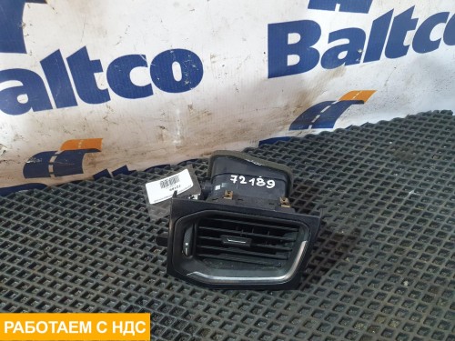 Дефлектор воздушный правый