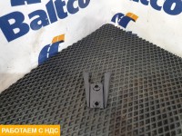 Кронштейн троса бардачка