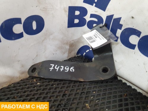 Кронштейн стойки стабилизатора левый