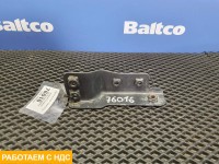 Кронштейн бампера правый