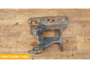 Кронштейн крепления передней рессоры левый